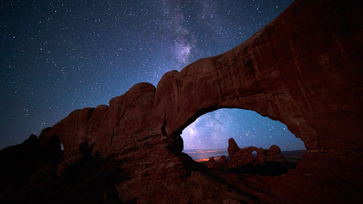 Milky Way with North Window, South Window, and Turret Arch in the foreground